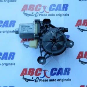 Motoras macara usa stanga spate