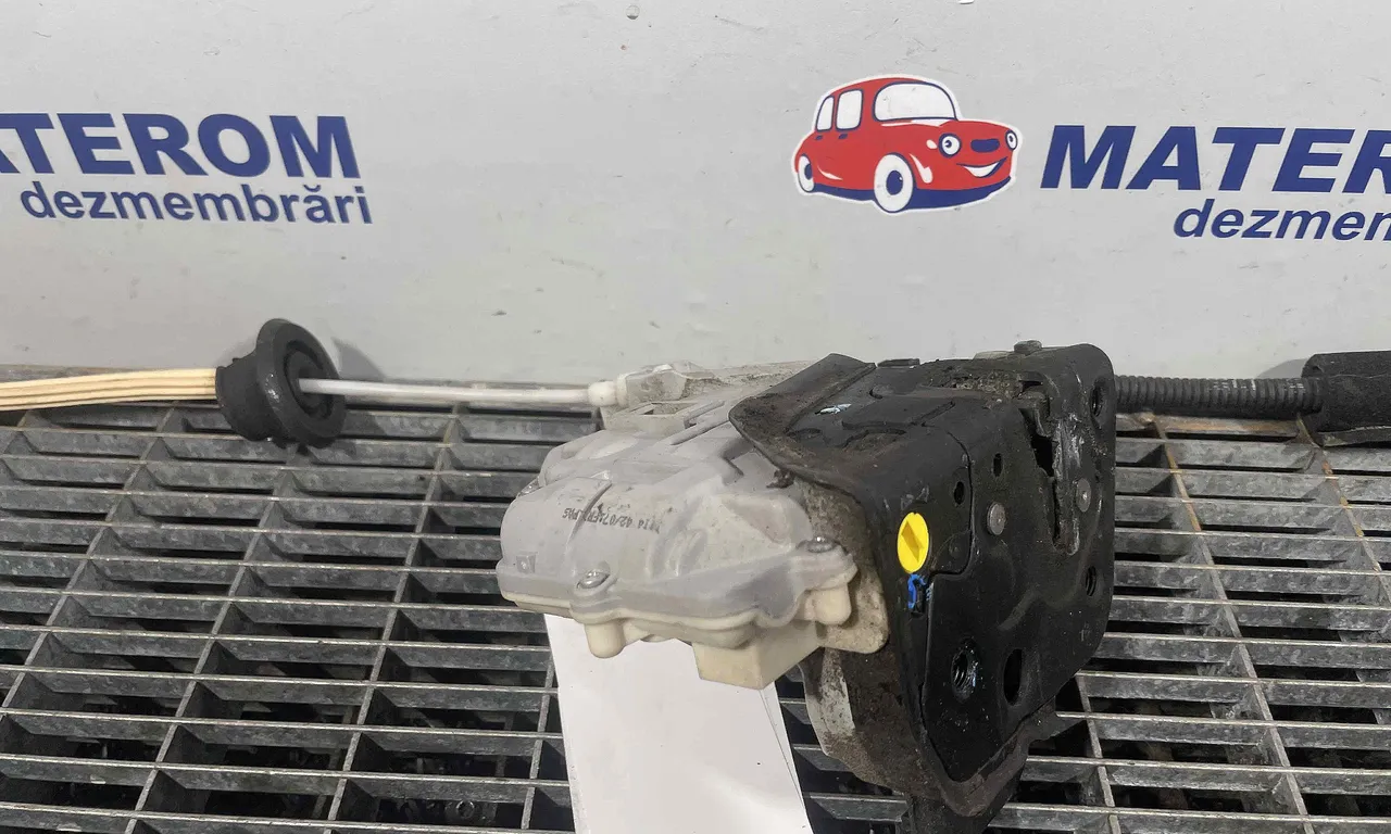 INCUIETOARE USA FATA STANGA AUDI A3 Sportback 2004-2015
