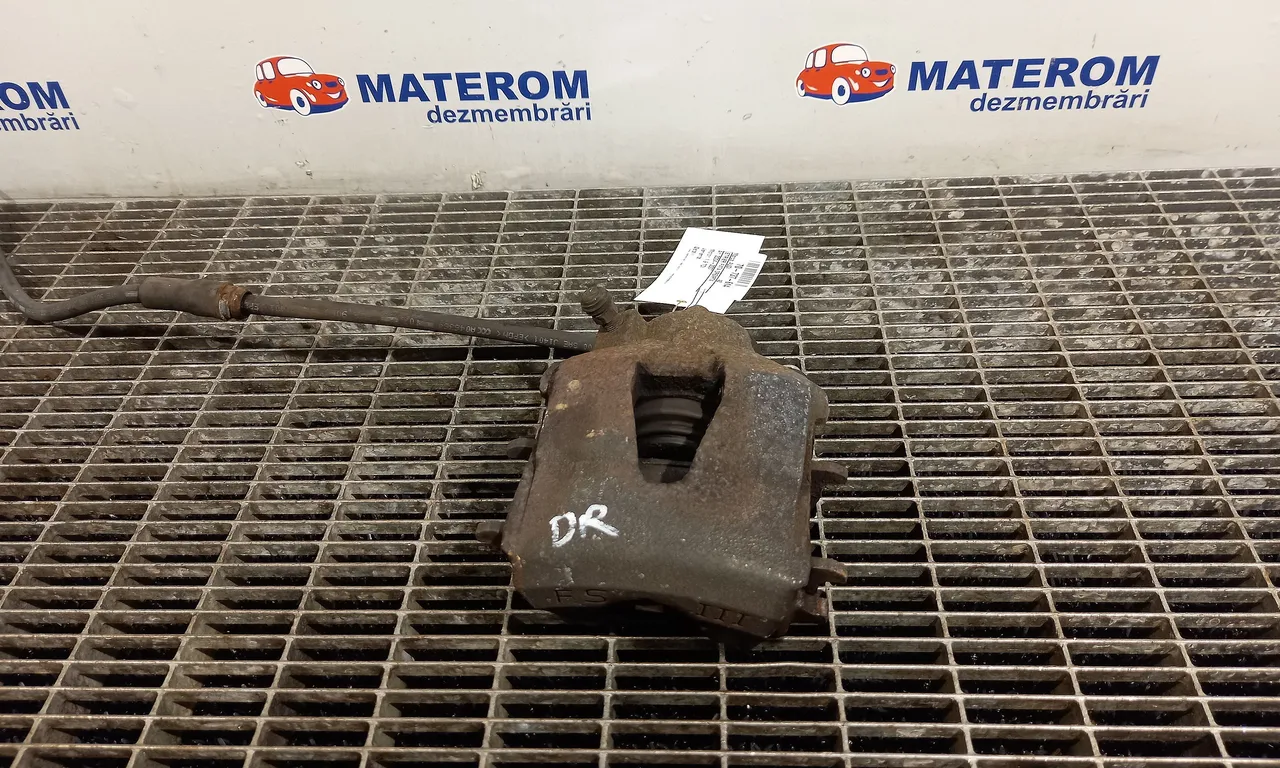 ETRIER FATA DREAPTA AUDI A3 Sportback 2004-2015