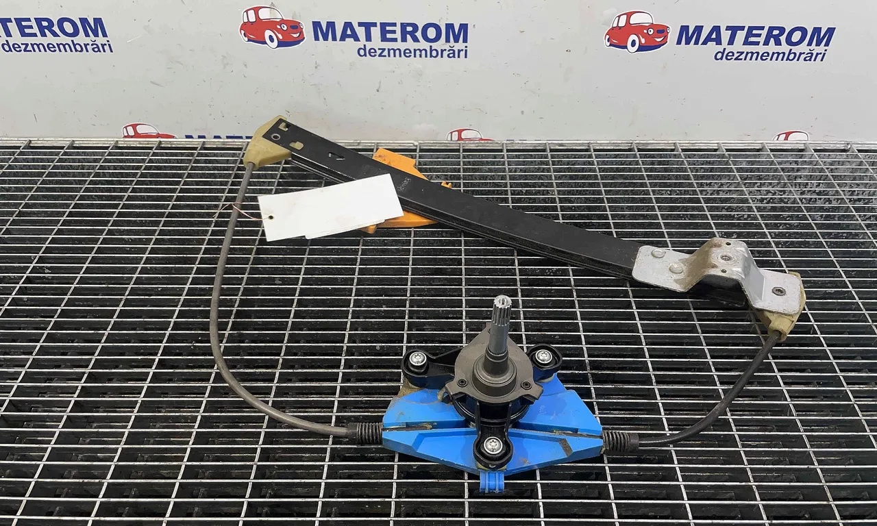 MACARA USA SPATE DREAPTA AUDI A4 B5 1994-2001
