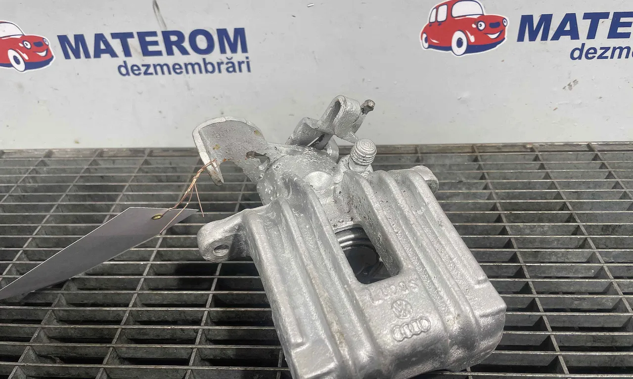 ETRIER SPATE DREAPTA AUDI A4 B5 1994-2001