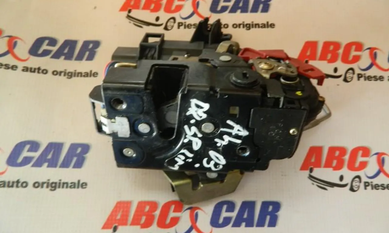 Broasca usa dreapta spate AUDI A4 B6 2000-2005