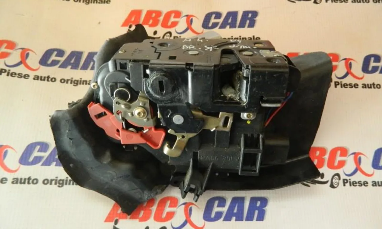 Broasca usa dreapta spate AUDI A4 B6 2000-2005