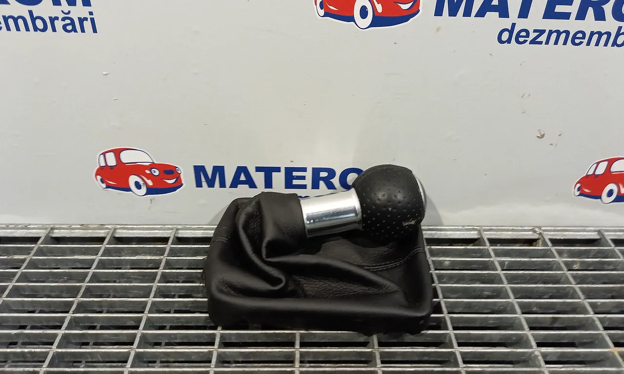 NUCA SCHIMBATOR AUDI A4 B6 2000-2005