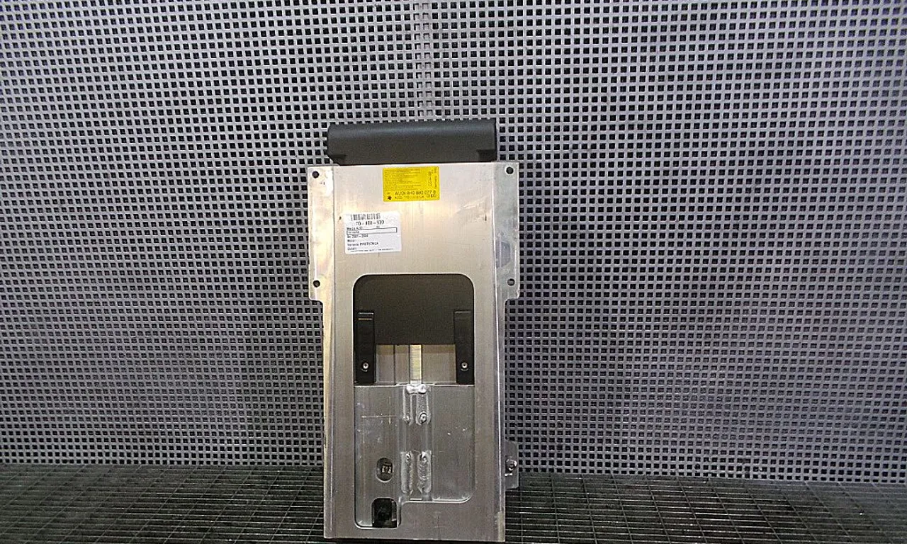 TETIERA AUDI A4 B6 2000-2005
