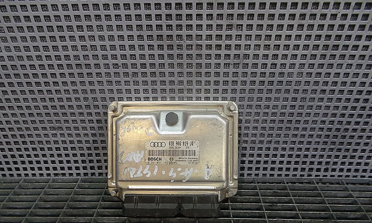 CALCULATOR MOTOR AUDI A4 B6 2000-2005