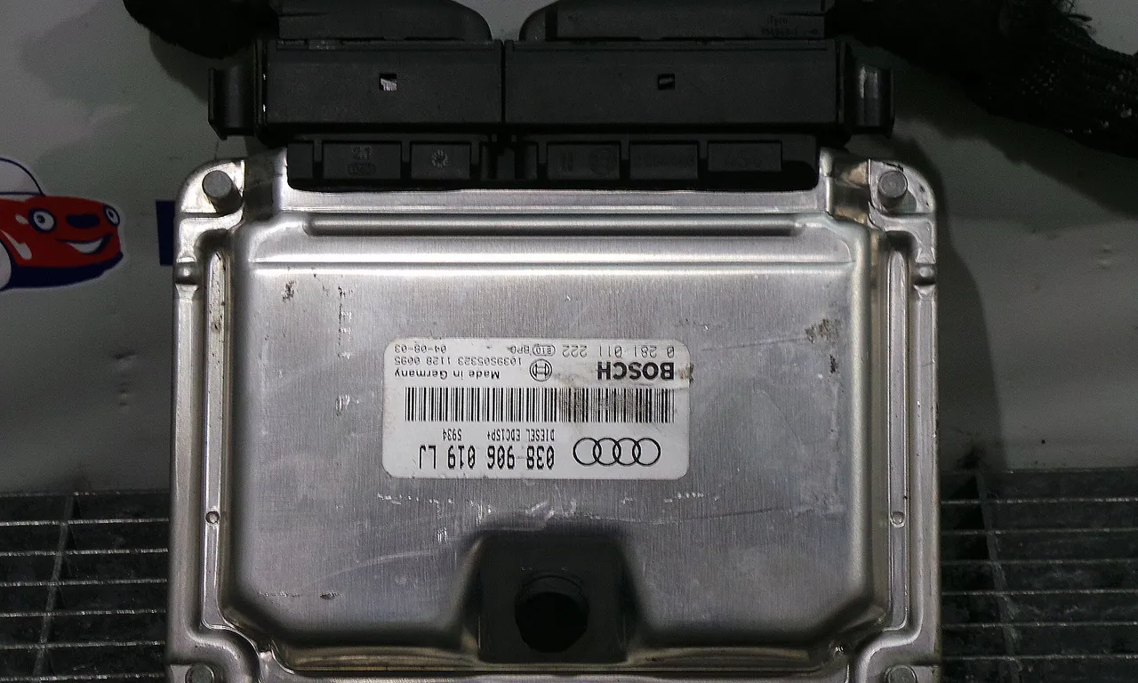 CALCULATOR MOTOR AUDI A4 B6 2000-2005