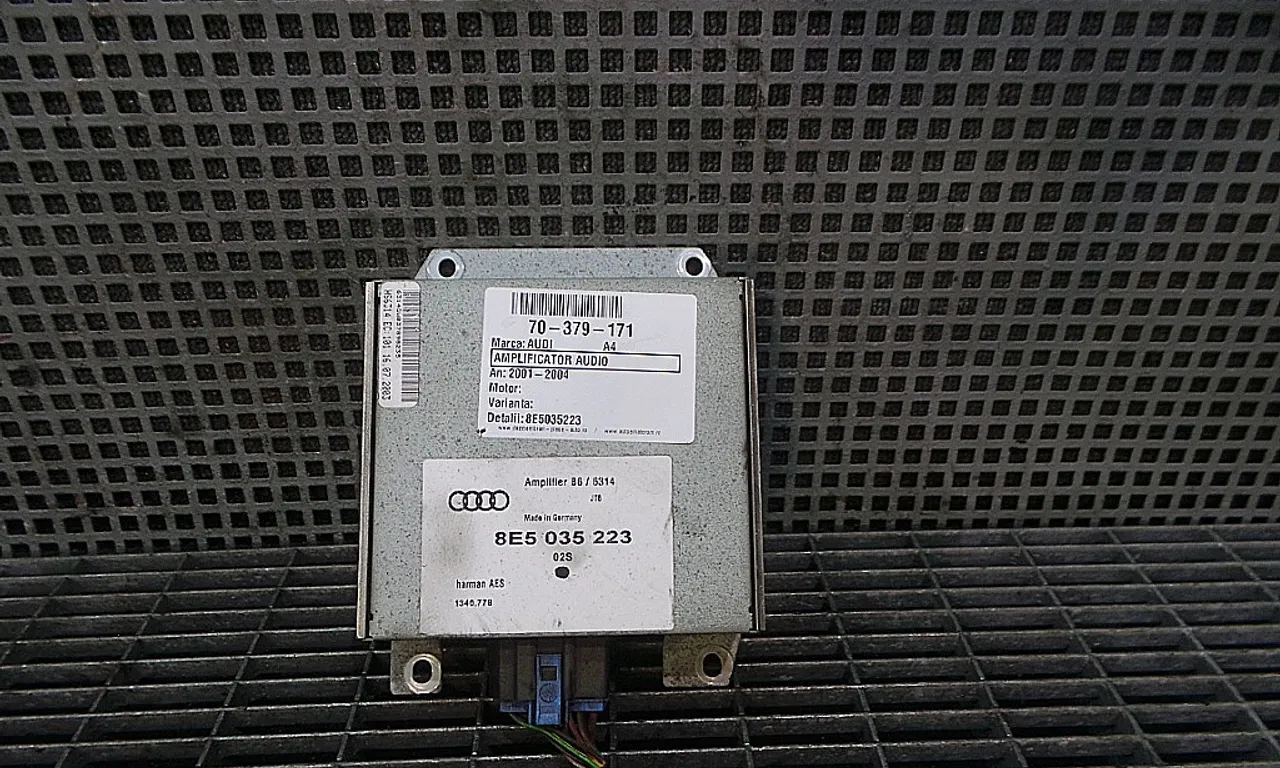 AMPLIFICATOR AUDIO AUDI A4 B6 Avant 2000-2005