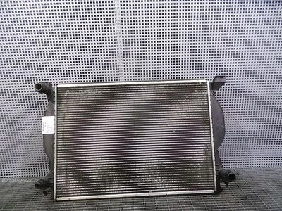 RADIATOR MOTOR AUDI A4 B6 Avant 3.0 2000-2005 oe 8E0121251C, vedere frontata