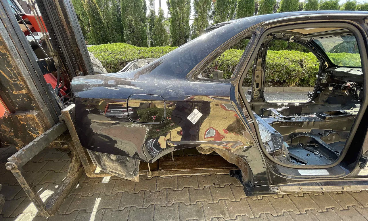 ARIPA SPATE DREAPTA AUDI A4 B7 2004-2009