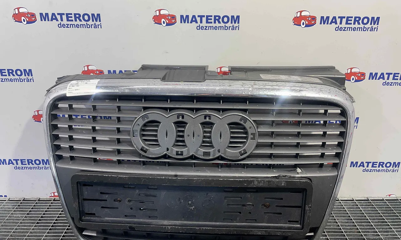 GRILA FATA AUDI A4 B7 2004-2009