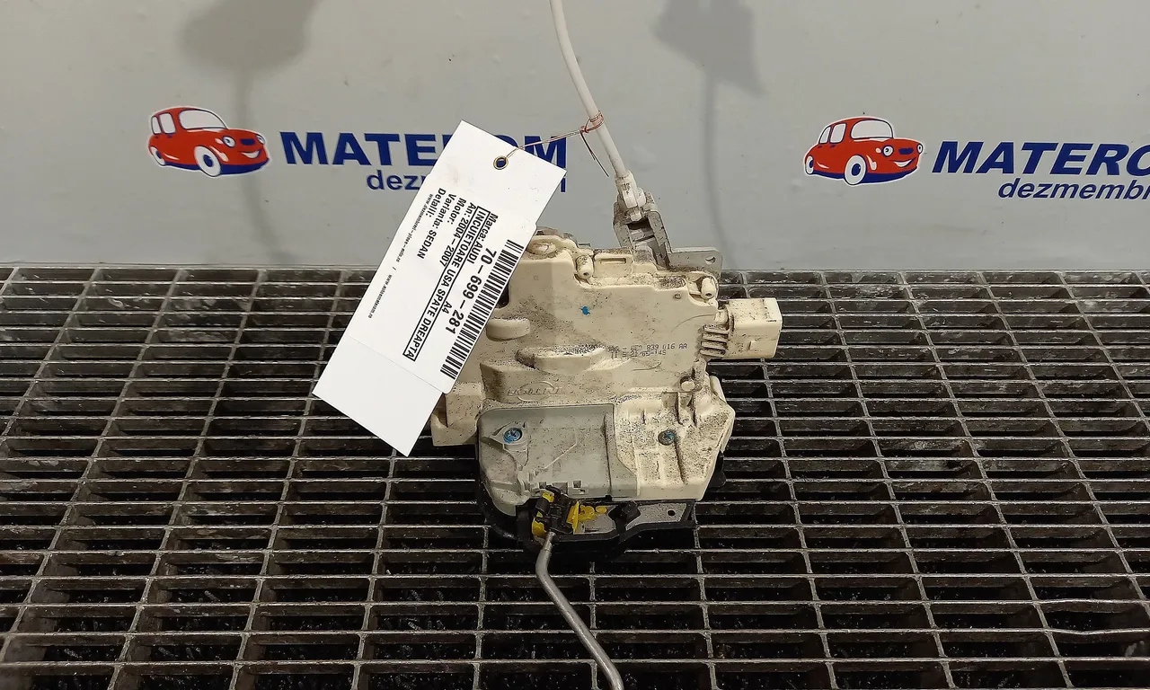 INCUIETOARE USA SPATE DREAPTA AUDI A4 B7 2004-2009