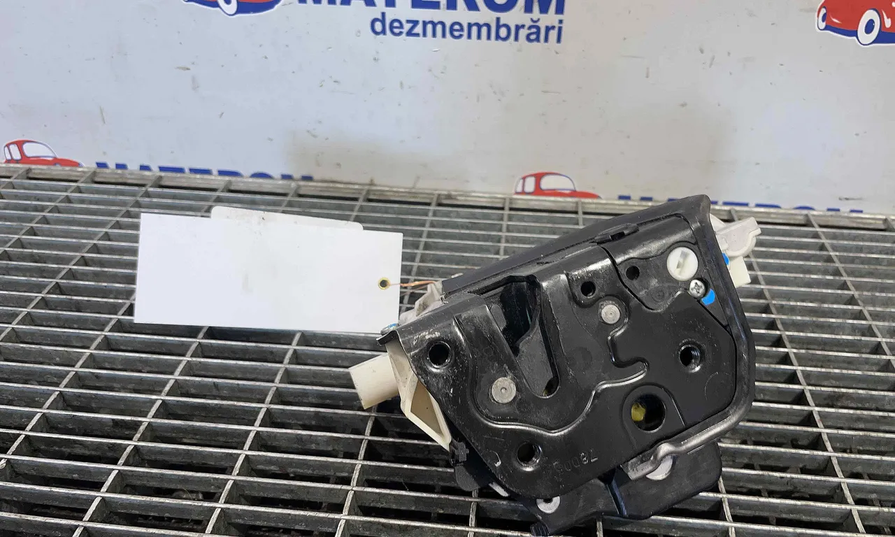 INCUIETOARE USA SPATE DREAPTA AUDI A4 B7 2004-2009