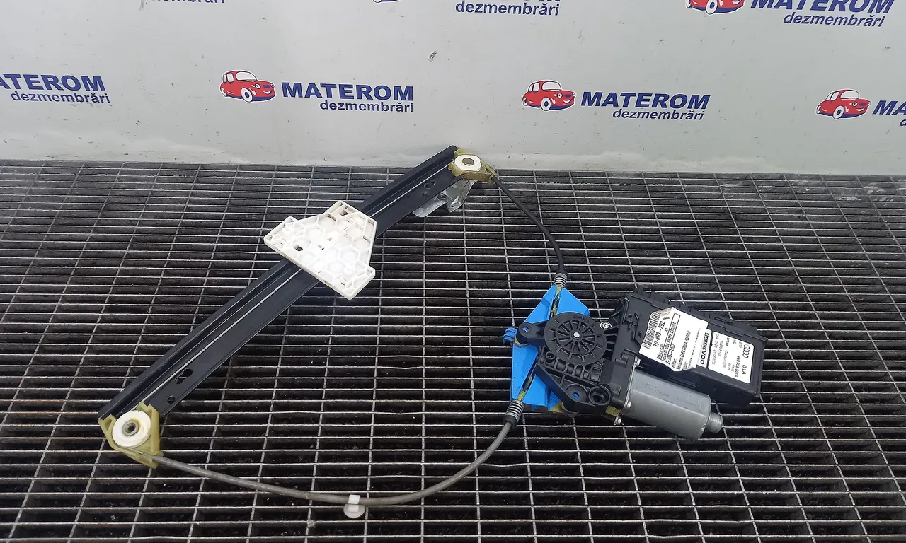 MACARA USA SPATE STANGA AUDI A4 B7 2004-2009