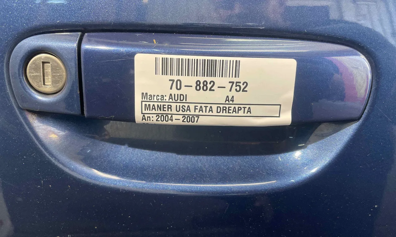 MANER USA FATA DREAPTA AUDI A4 B7 2004-2009