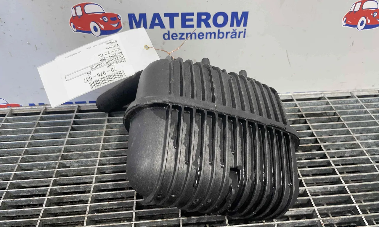 REZERVOR VACUUM AUDI A4 B7 2004-2009