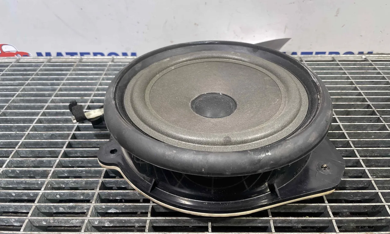 DIFUZOR AUDIO AUDI A4 B7 2004-2009