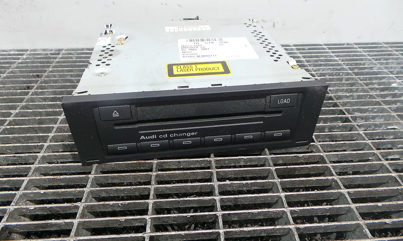 MAGAZIE CD AUDI A4 B7 2004-2009