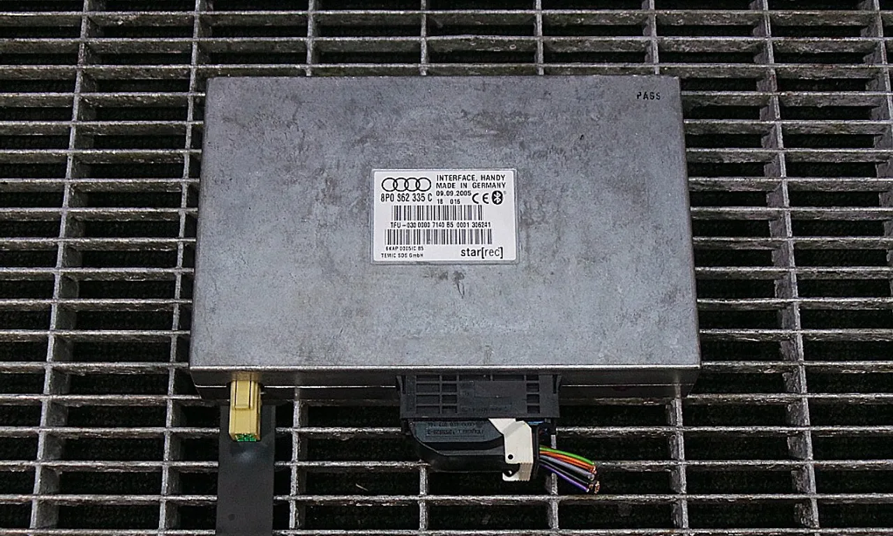 MODUL BLUETOOTH AUDI A4 B7 2004-2009