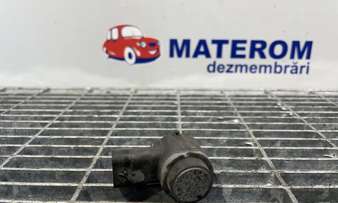 SENZOR PARCARE FATA AUDI A4 B7 2004-2009