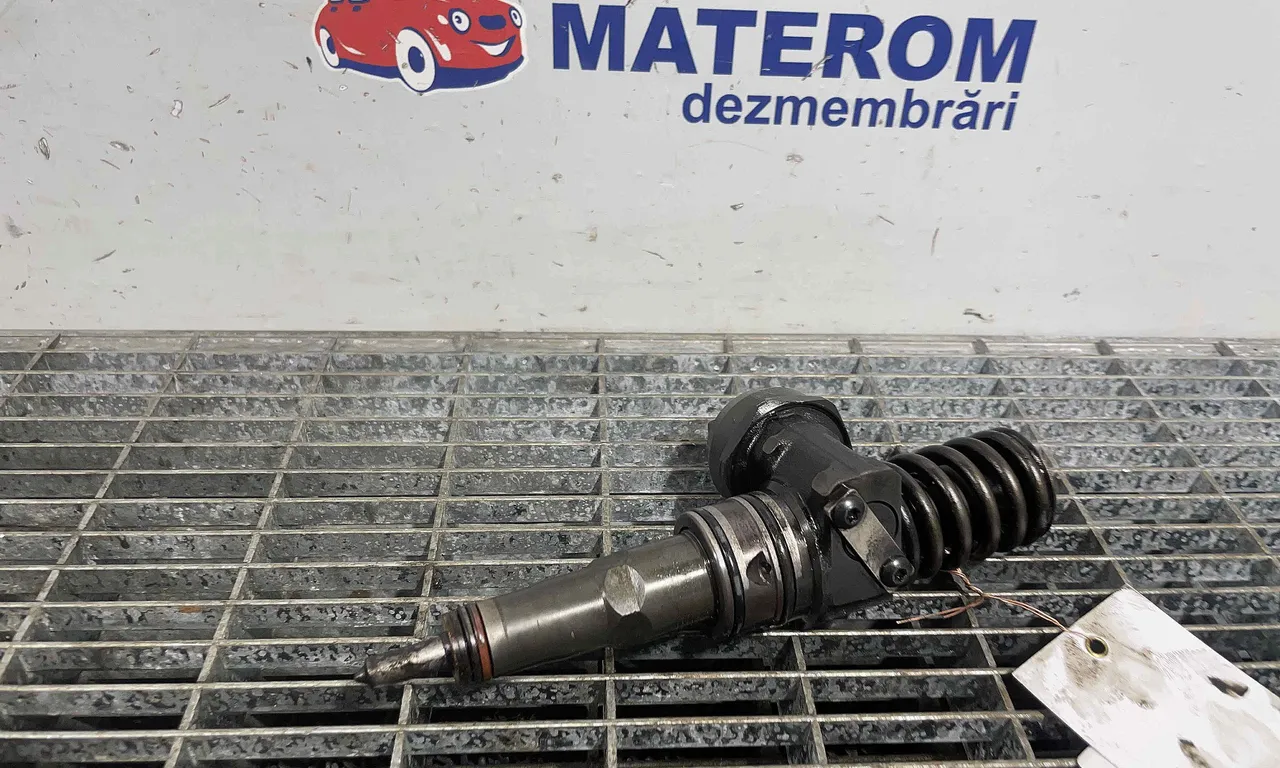 INJECTOR AUDI A4 B7 2004-2009