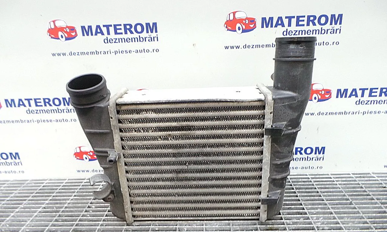 RADIATOR INTERCOOLER AUDI A4 B7 2004-2009