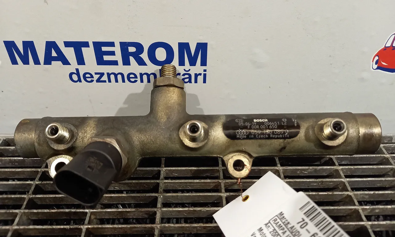 RAMPA INJECTIE AUDI A4 B7 2004-2009