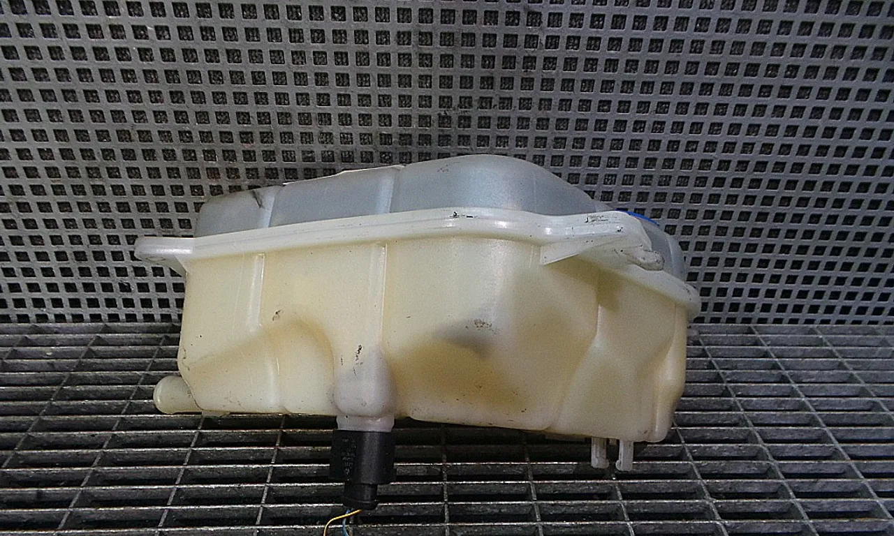 VAS EXPANSIUNE AUDI A4 B7 2004-2009