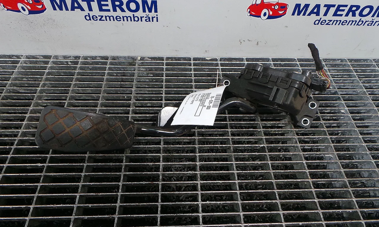 PEDALA ACCELERATIE AUDI A4 B7 2004-2009