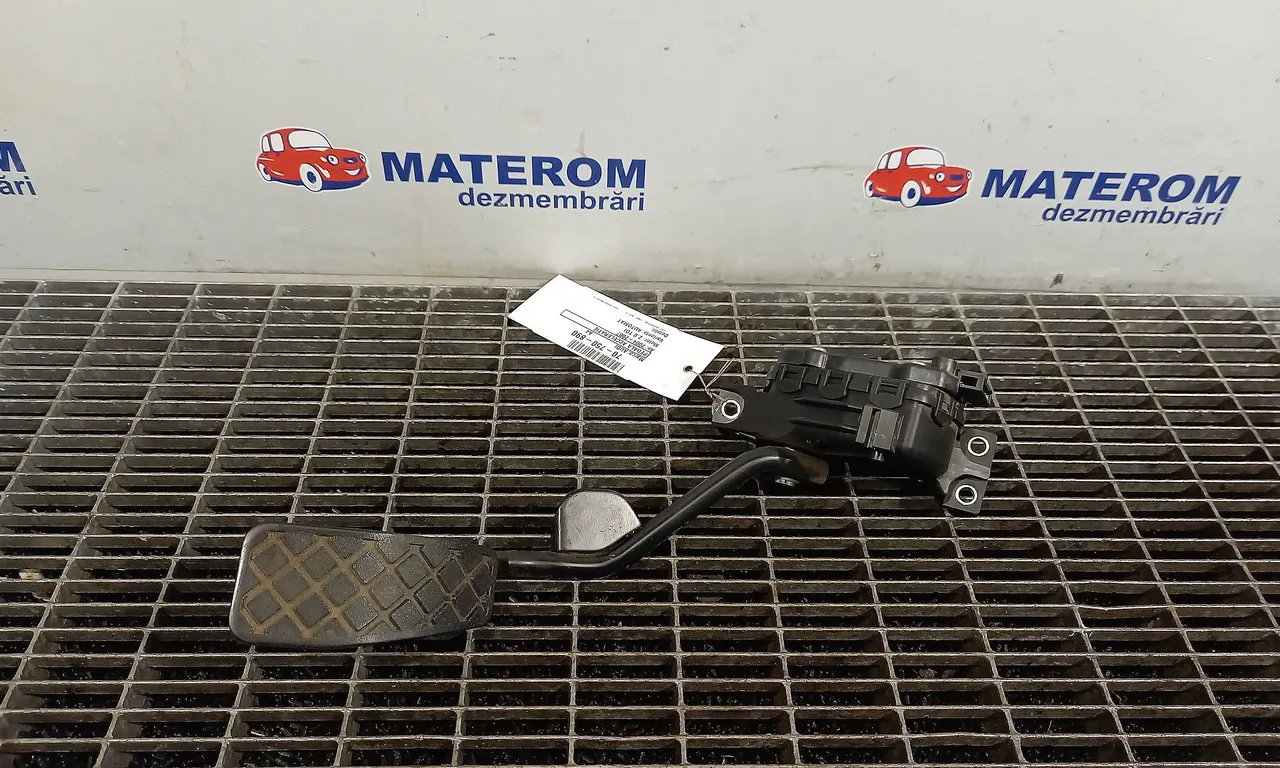 PEDALA ACCELERATIE AUDI A4 B7 2004-2009