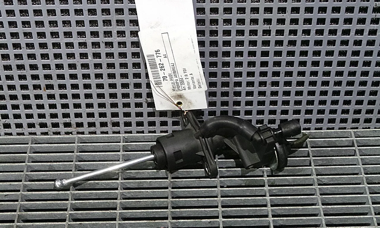 POMPA AMBREIAJ AUDI A4 B7 2004-2009