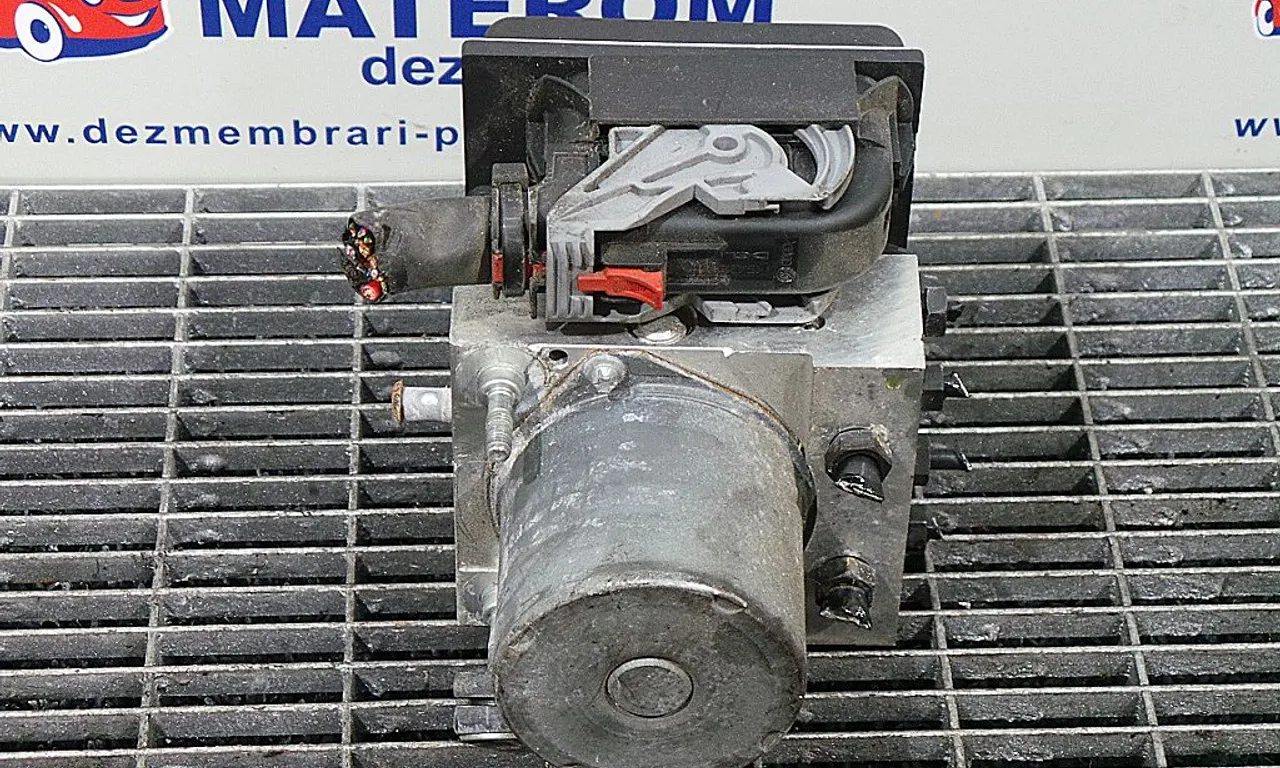 UNITATE ABS AUDI A4 B7 Avant 2004-2008