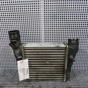 RADIATOR INTERCOOLER AUDI A4 B7 Avant 2.0 2004-2008 oe-8E0145805AA, vedere frontata
