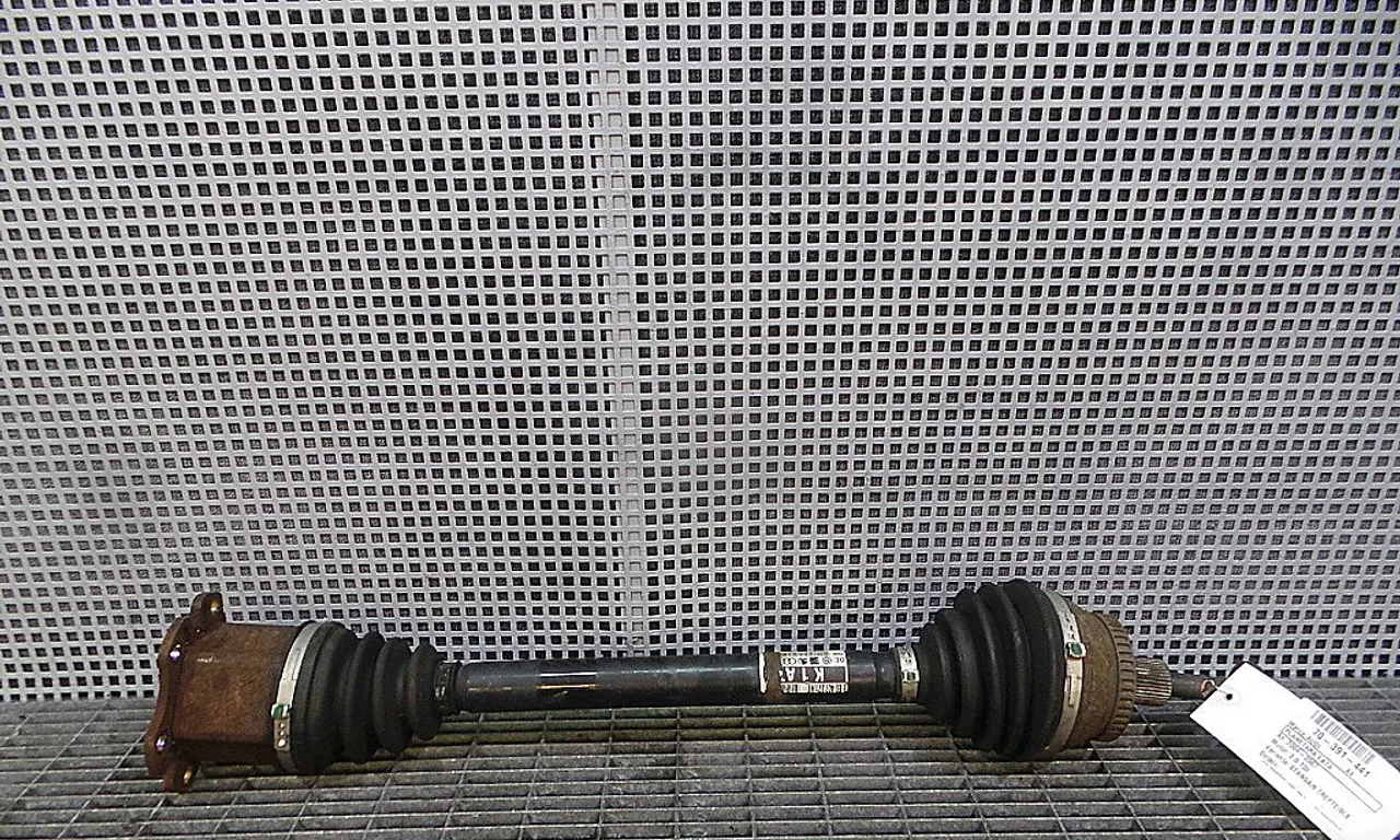 PLANETARA FATA STANGA AUDI A4 B7 Avant 2004-2008