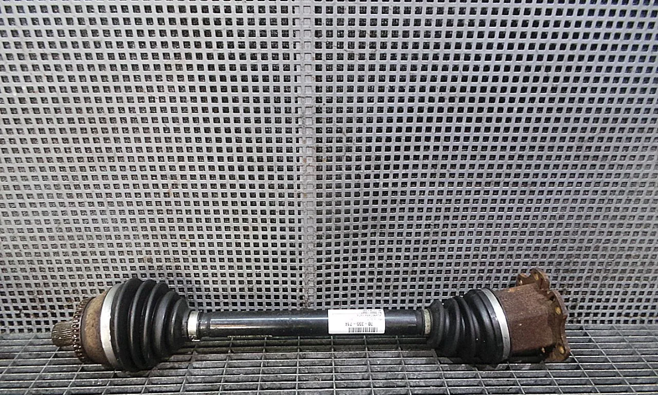 PLANETARA FATA STANGA AUDI A4 B7 Avant 2004-2008