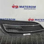 GRILA BARA FATA AUDI A4 B8 2007-2017 oe-8KD807681B, vedere frontata