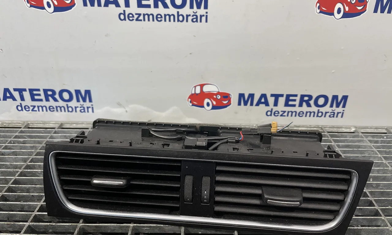 GRILA BORD AUDI A4 B8 2007-2017