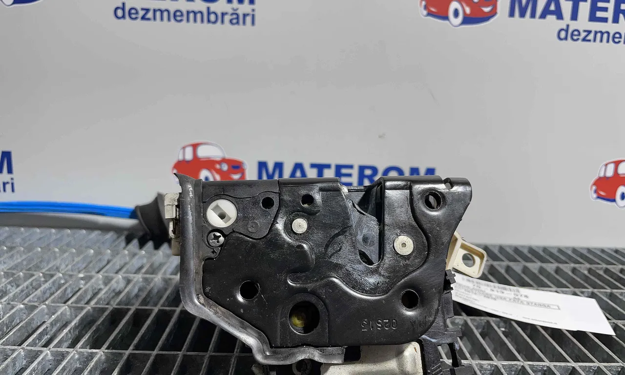 INCUIETOARE USA FATA STANGA AUDI A4 B8 2007-2017