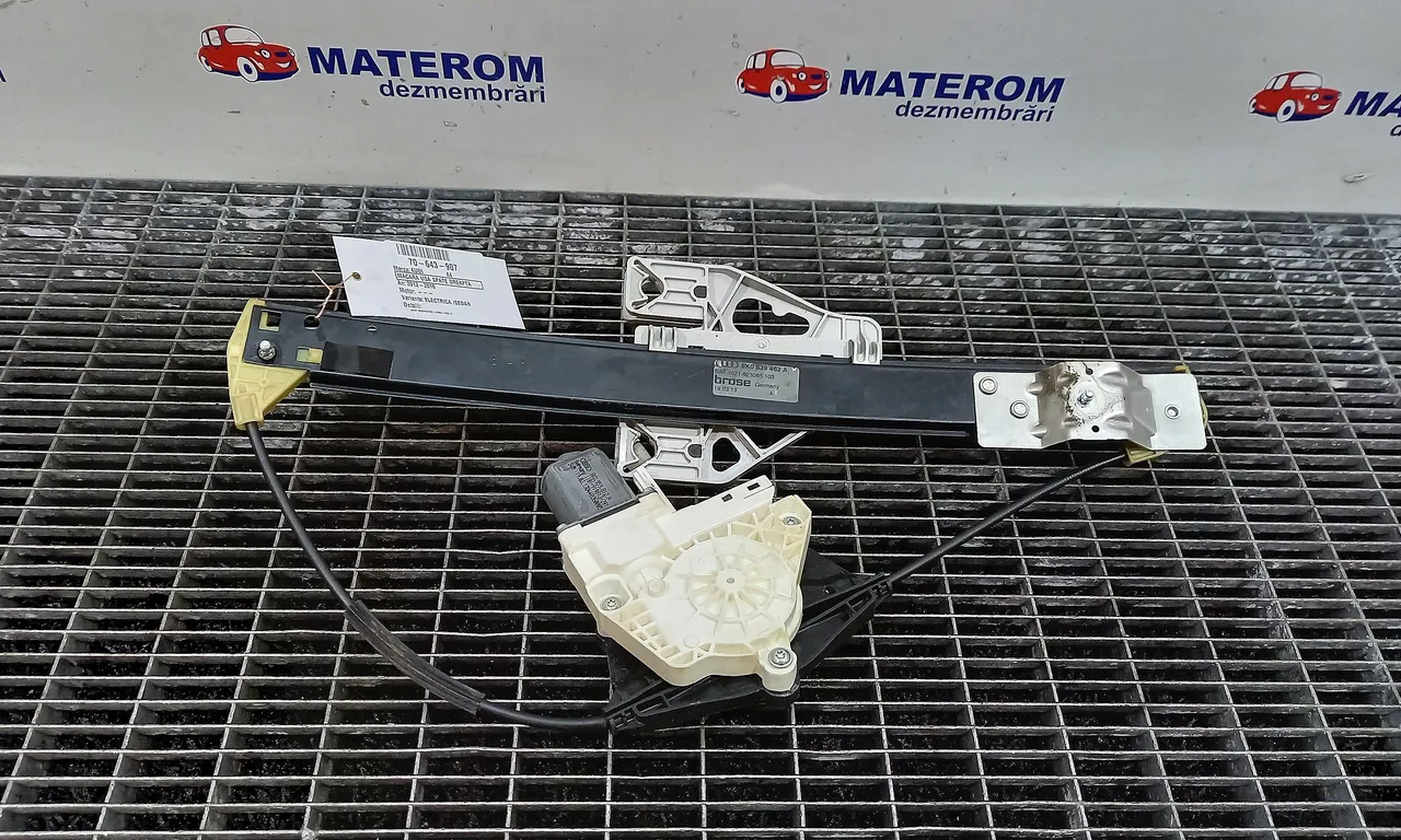 MACARA USA SPATE DREAPTA AUDI A4 B8 2007-2017