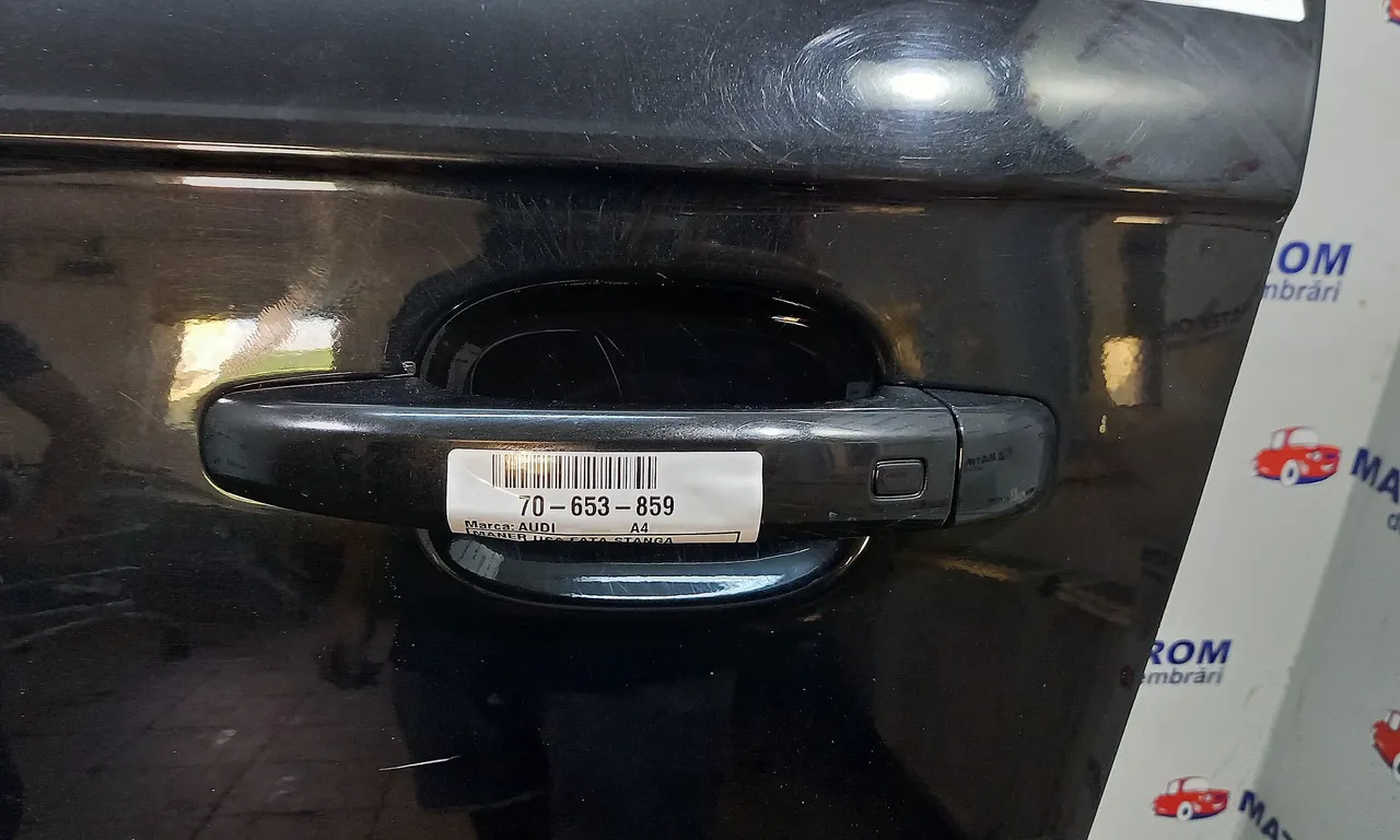 MANER USA FATA STANGA AUDI A4 B8 2007-2017