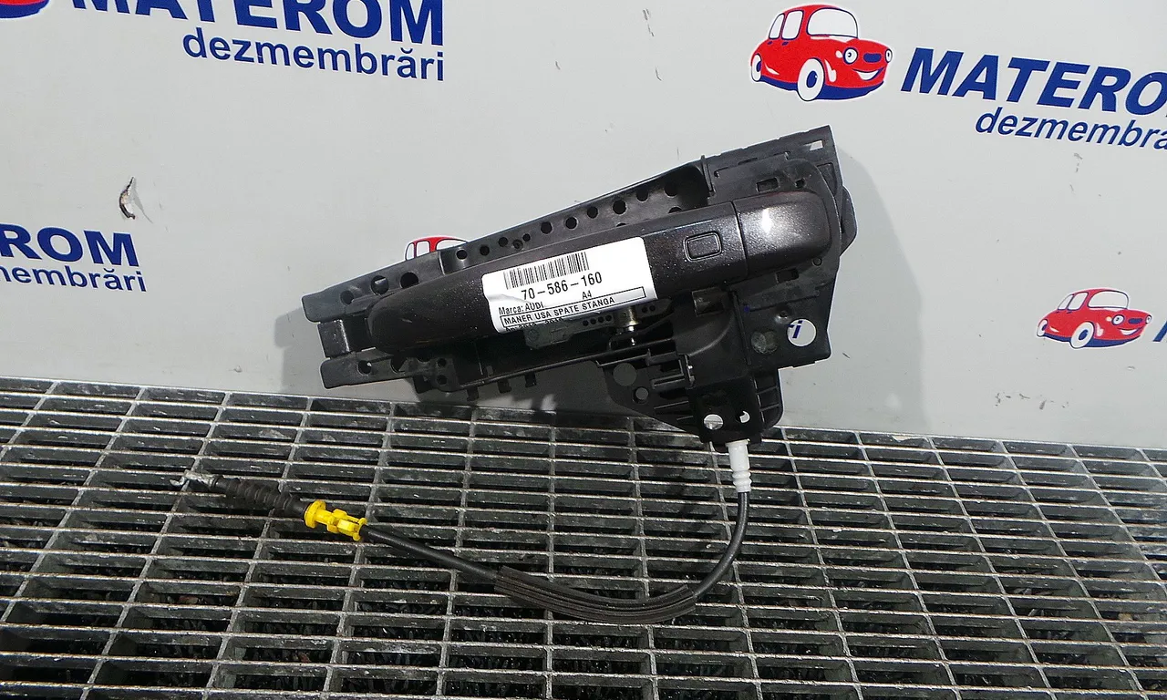 MANER USA SPATE STANGA AUDI A4 B8 2007-2017