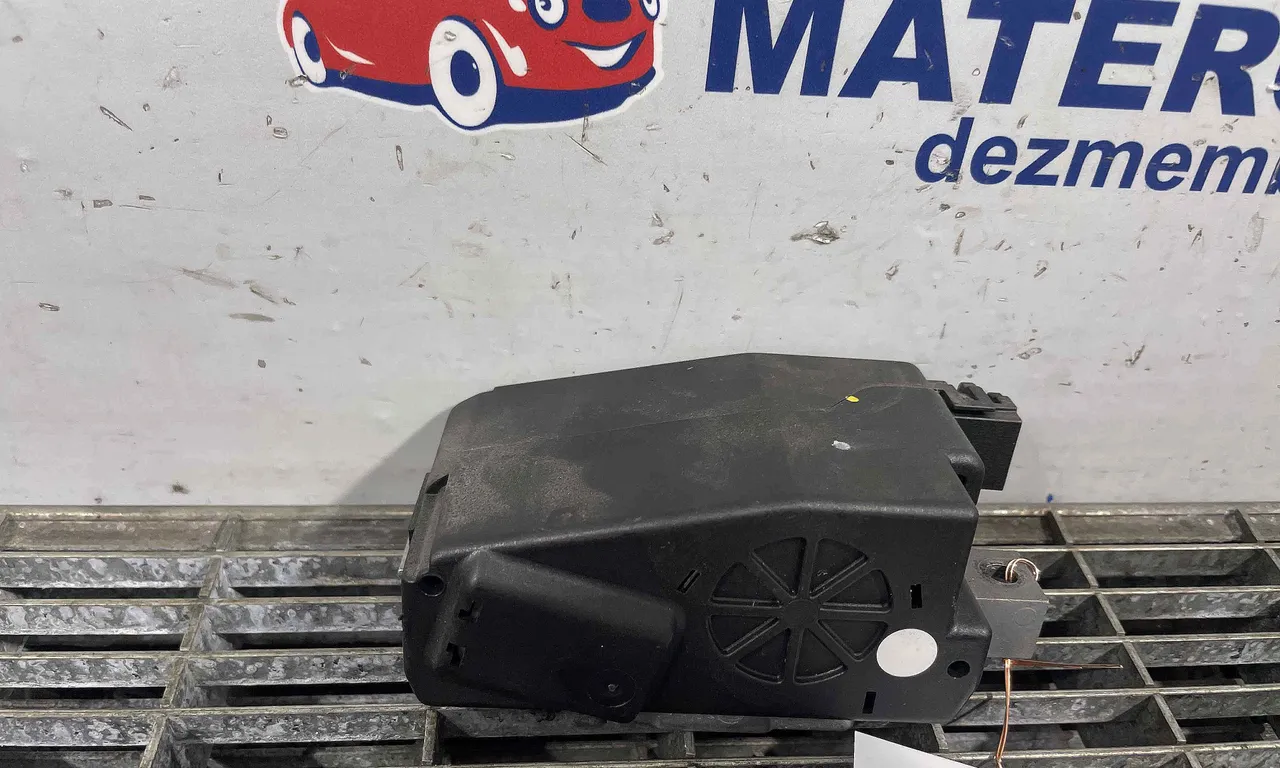BLOCATOR VOLAN AUDI A4 B8 2007-2017
