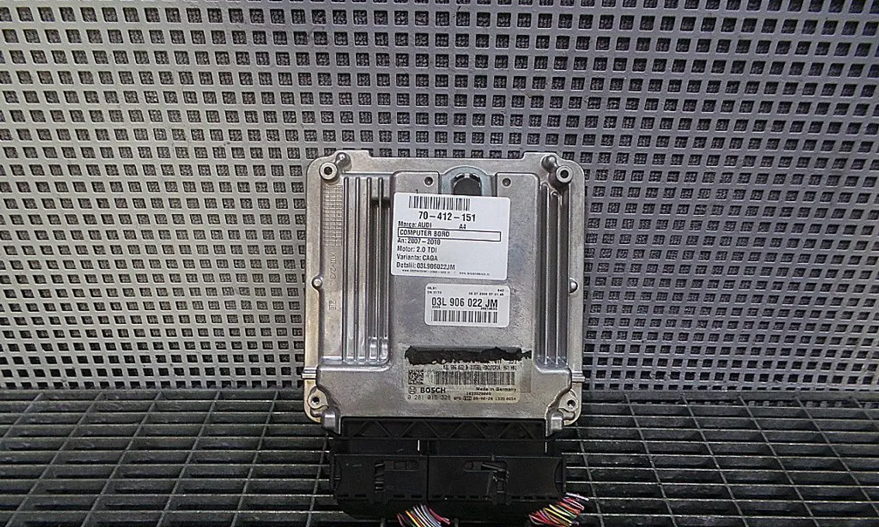 CALCULATOR MOTOR AUDI A4 B8 2007-2017