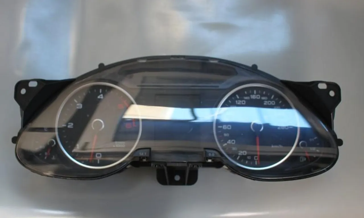 Ceasuri bord AUDI A4 B8 2007-2017