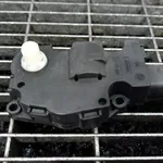 MOTORAS CLAPETA INCALZIRE AUDI A4 B8 2.0 2007-2017 oe-410475520, vedere frontata