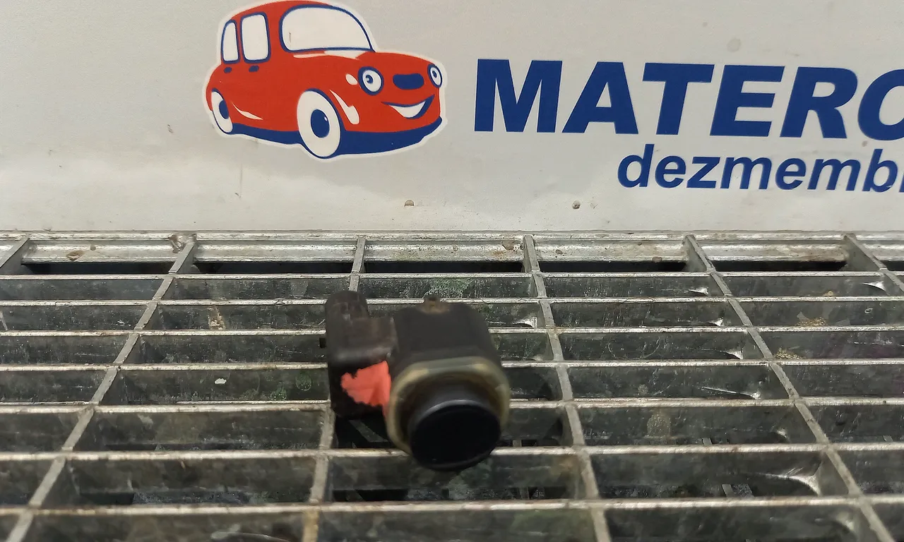 SENZOR PARCARE SPATE AUDI A4 B8 2007-2017