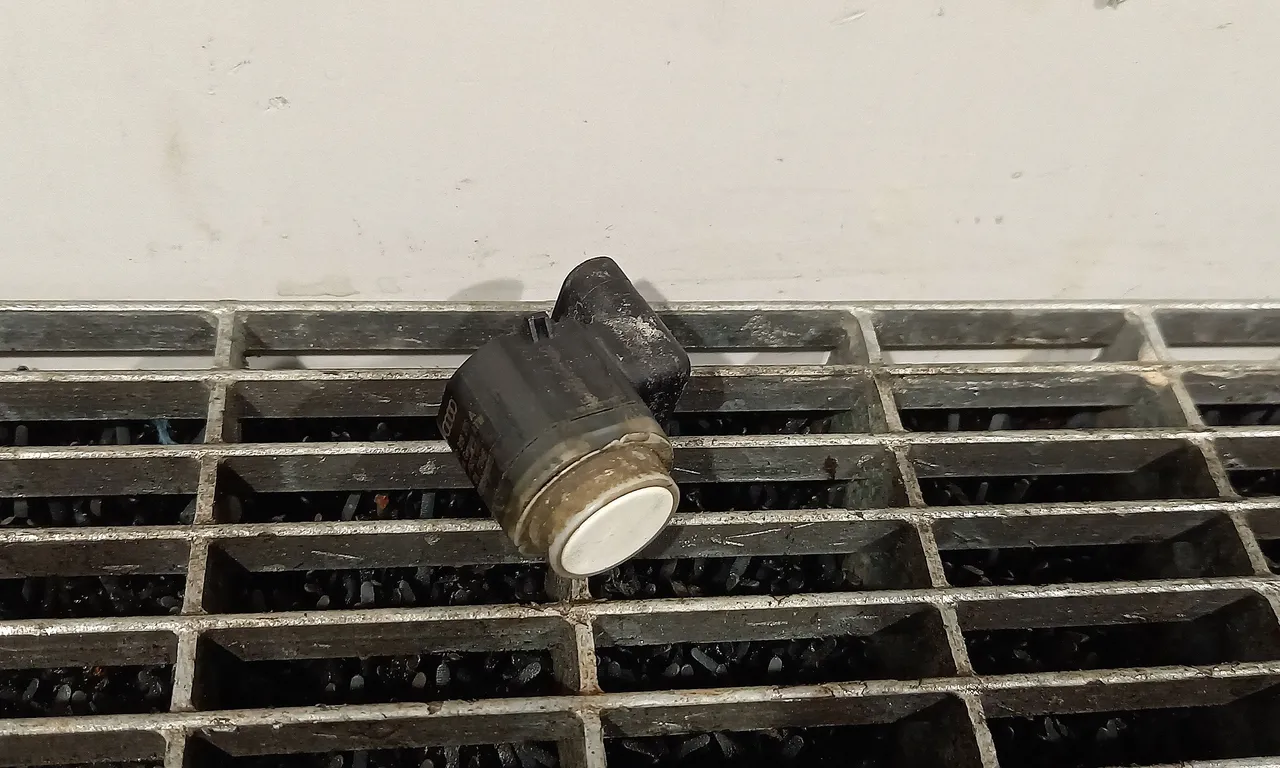 SENZOR PARCARE SPATE AUDI A4 B8 2007-2017