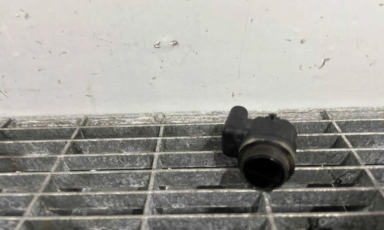 SENZOR PARCARE SPATE AUDI A4 B8 2007-2017
