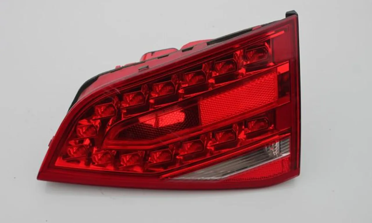 Stop capota / portbagaj dreapta AUDI A4 B8 2007-2017