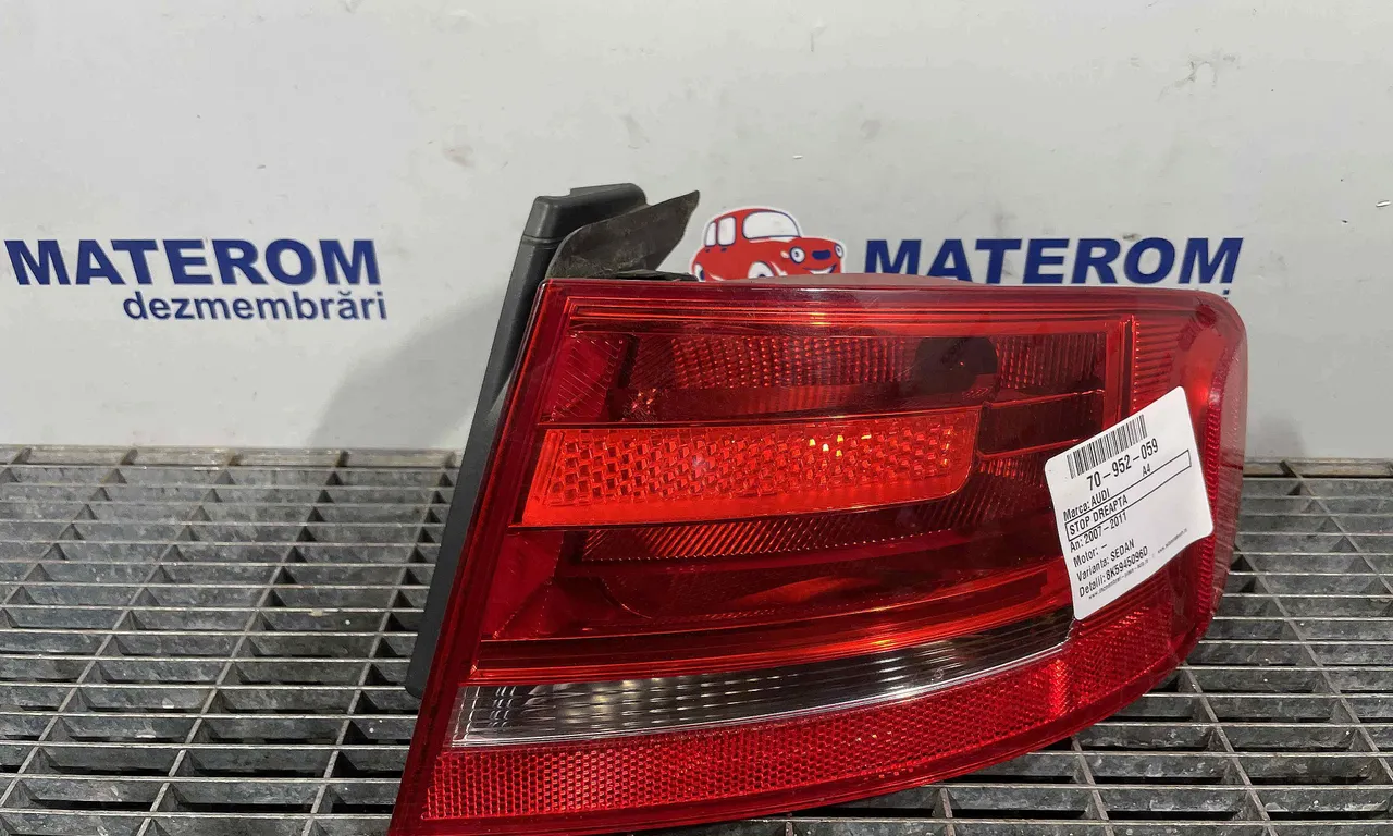 STOP DREAPTA AUDI A4 B8 2007-2017
